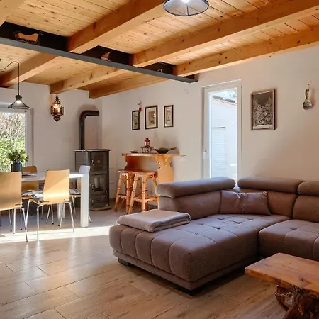 Mio By Guide Villa *