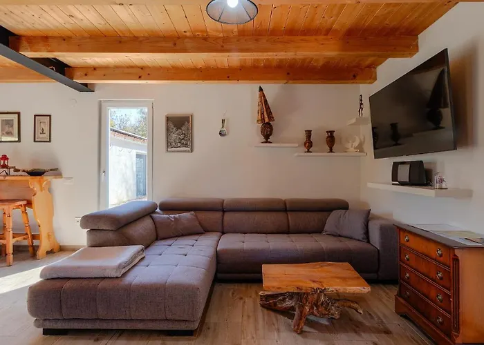 Mio By Guide Villa Žminj